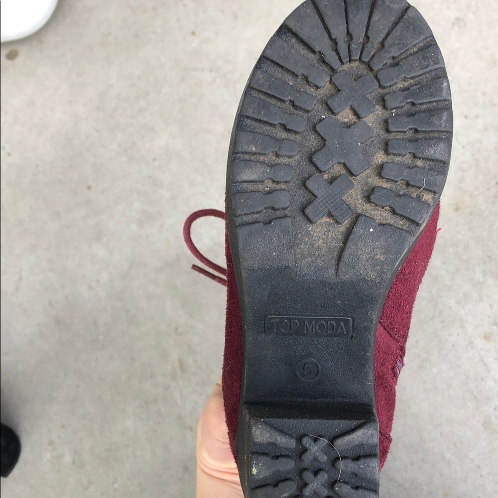 Maroon Heels - Picture 3 of 3